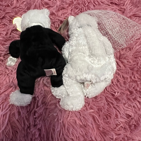 Gently used Bride and Groom Beanie Babies - Picture 4 of 9